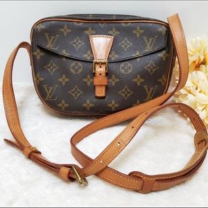 Louis Vuitton crossbody bag